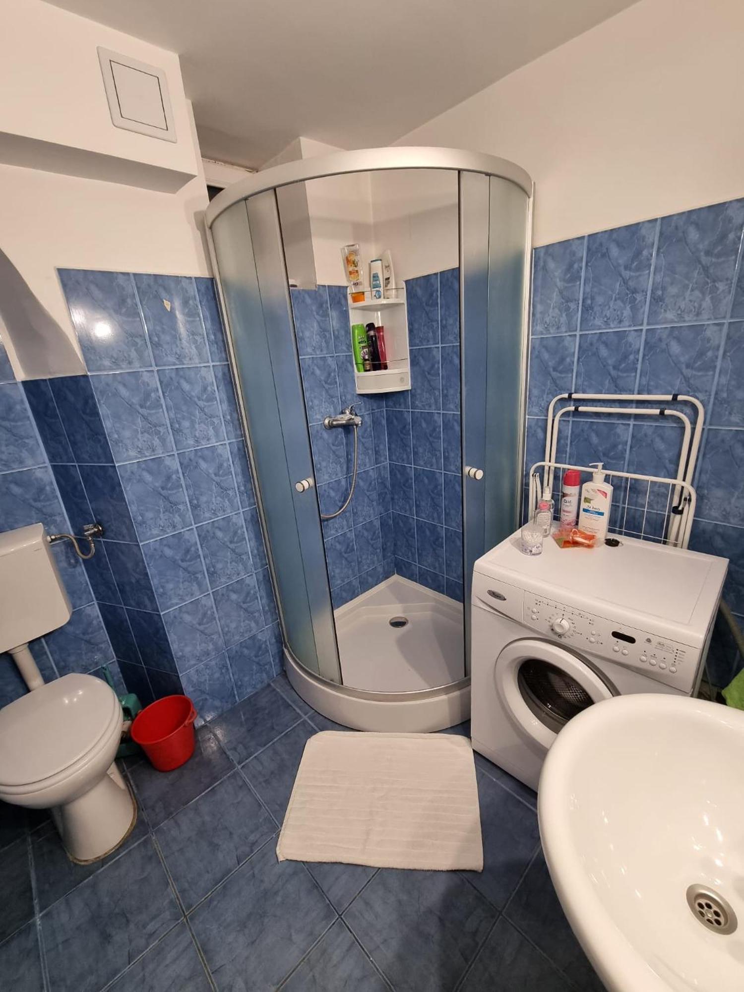 R Castle - 2 Room Apartment Braşov Exteriör bild